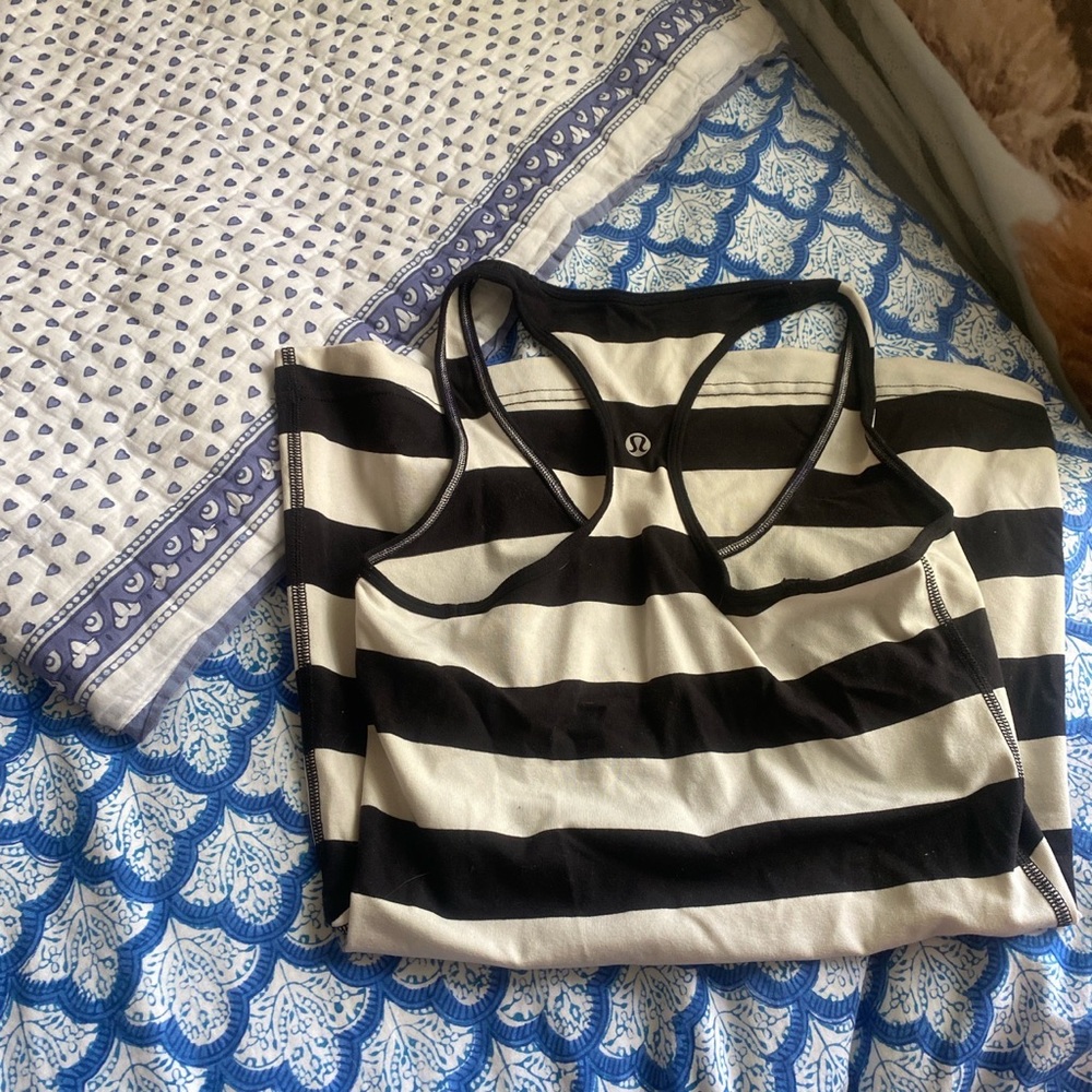 Lululemon striped racer back size 8